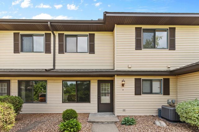 5445 Orleans Lane N 7, Plymouth, MN 55442