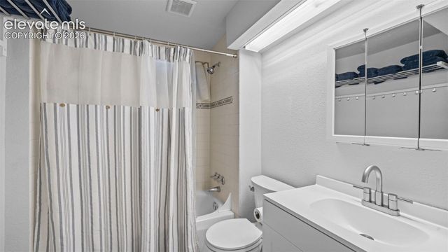 3848 Fetlock Circle, Colorado Springs, CO 80918