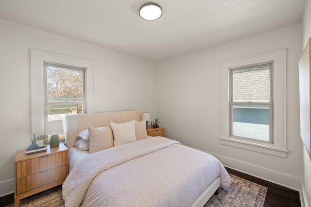 921 Madison Avenue, Des Moines, IA 50313