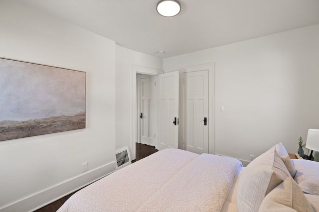 921 Madison Avenue, Des Moines, IA 50313