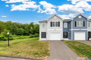 51 Gillette Way 51, Bristol, CT 06010