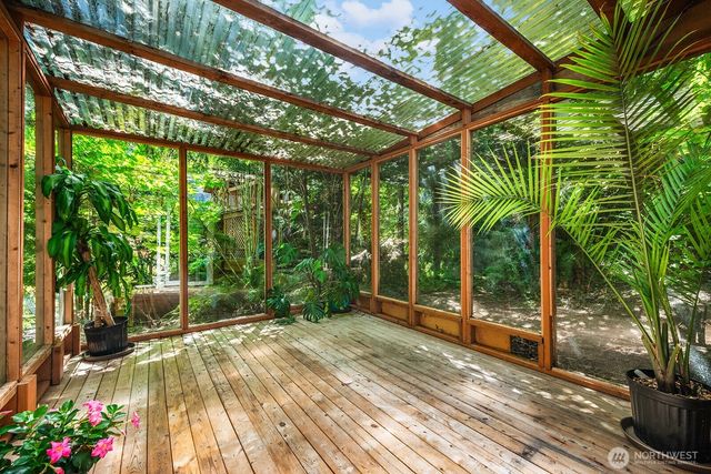 16524 35th Avenue NE, Lake Forest Park, WA 98155