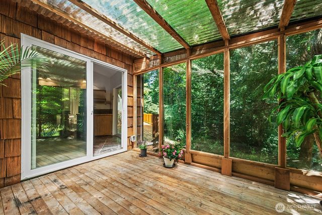 16524 35th Avenue NE, Lake Forest Park, WA 98155