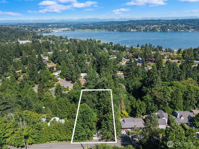 16524 35th Avenue NE, Lake Forest Park, WA 98155
