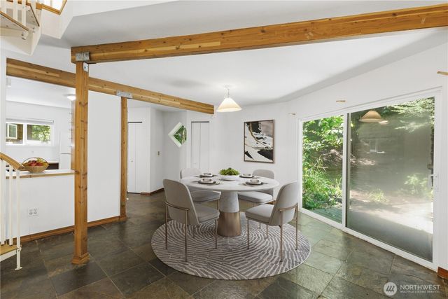 16524 35th Avenue NE, Lake Forest Park, WA 98155