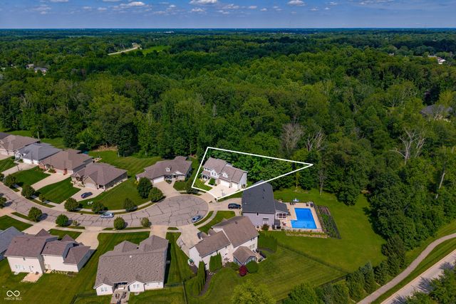 347 Westbrook Court, Columbus, IN 47201