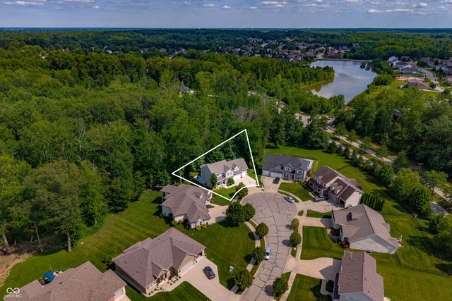 347 Westbrook Court, Columbus, IN 47201