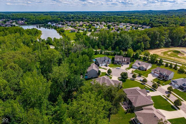 347 Westbrook Court, Columbus, IN 47201