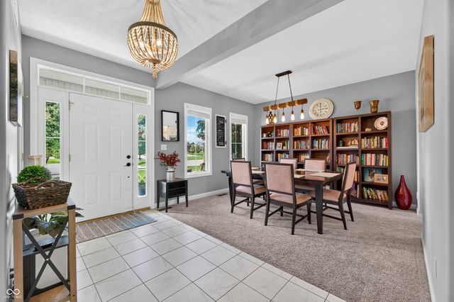 347 Westbrook Court, Columbus, IN 47201