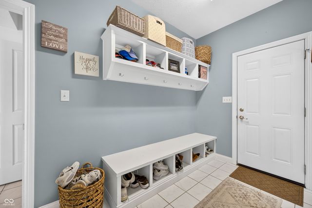 347 Westbrook Court, Columbus, IN 47201