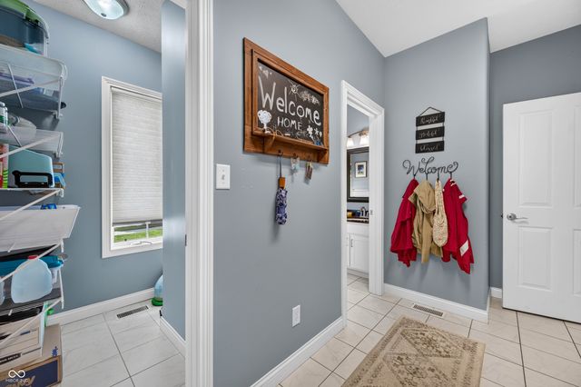 347 Westbrook Court, Columbus, IN 47201
