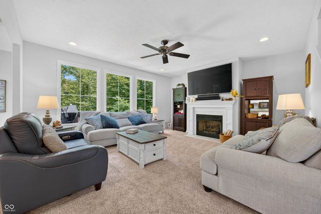 347 Westbrook Court, Columbus, IN 47201