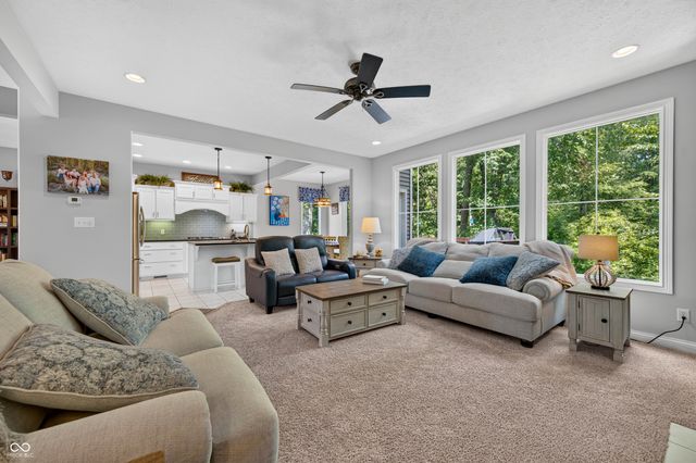 347 Westbrook Court, Columbus, IN 47201