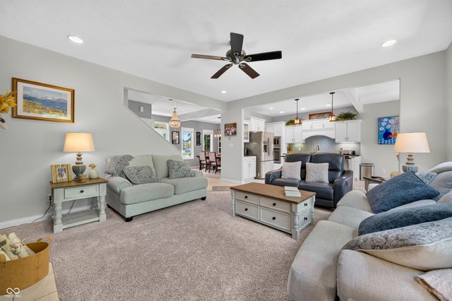 347 Westbrook Court, Columbus, IN 47201