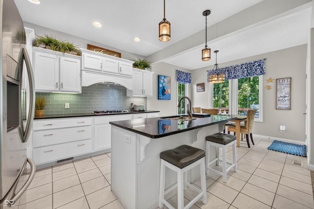 347 Westbrook Court, Columbus, IN 47201