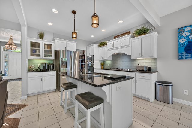 347 Westbrook Court, Columbus, IN 47201