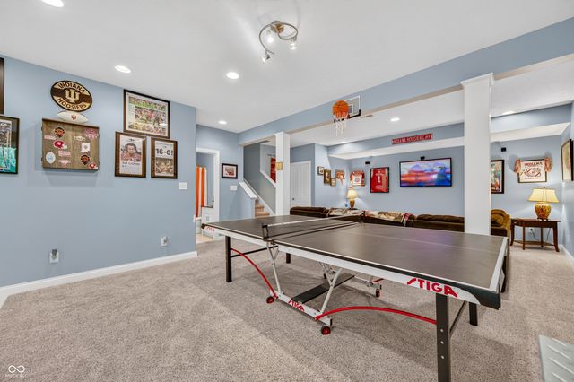 347 Westbrook Court, Columbus, IN 47201