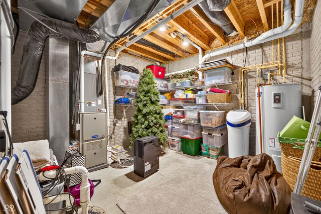 347 Westbrook Court, Columbus, IN 47201