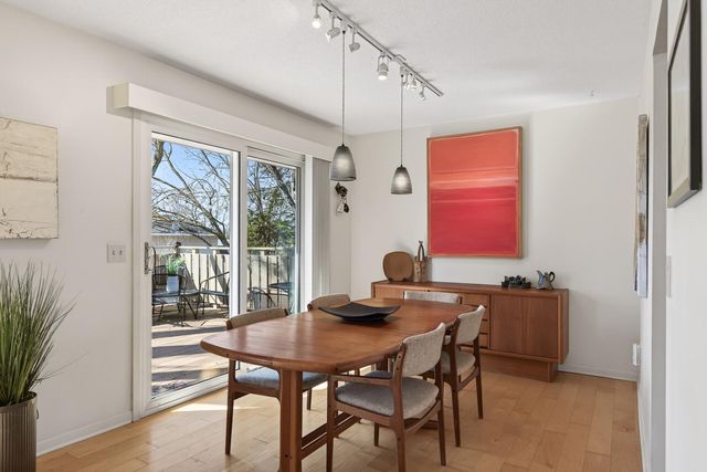 12806 Country View Lane, Burnsville, MN 55337