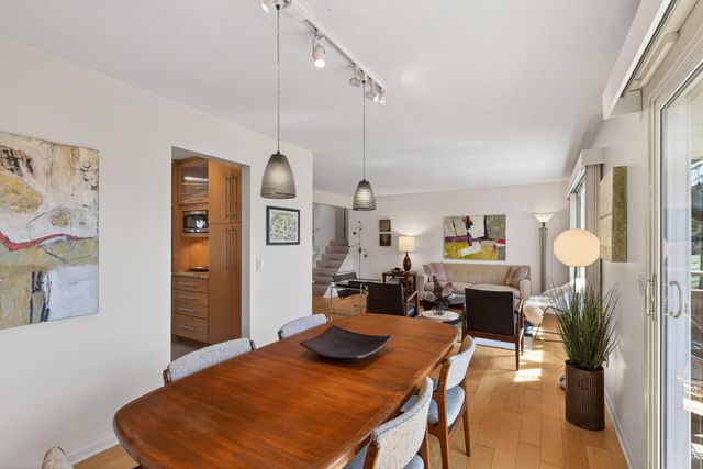 12806 Country View Lane, Burnsville, MN 55337