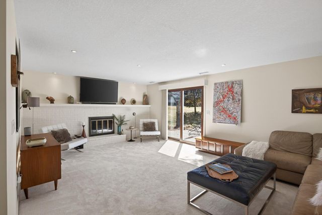 12806 Country View Lane, Burnsville, MN 55337