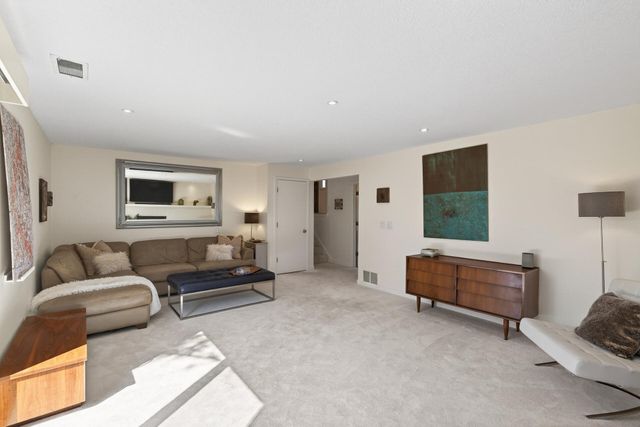 12806 Country View Lane, Burnsville, MN 55337