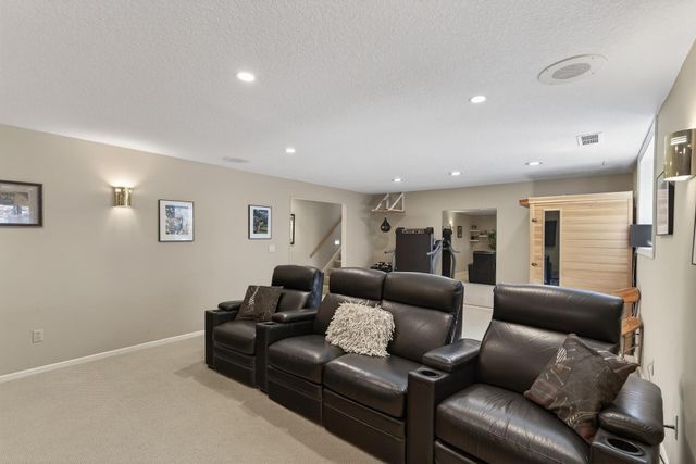 12806 Country View Lane, Burnsville, MN 55337