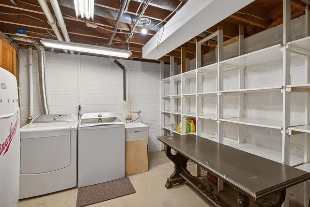 12806 Country View Lane, Burnsville, MN 55337