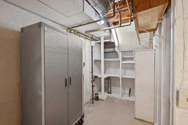 12806 Country View Lane, Burnsville, MN 55337