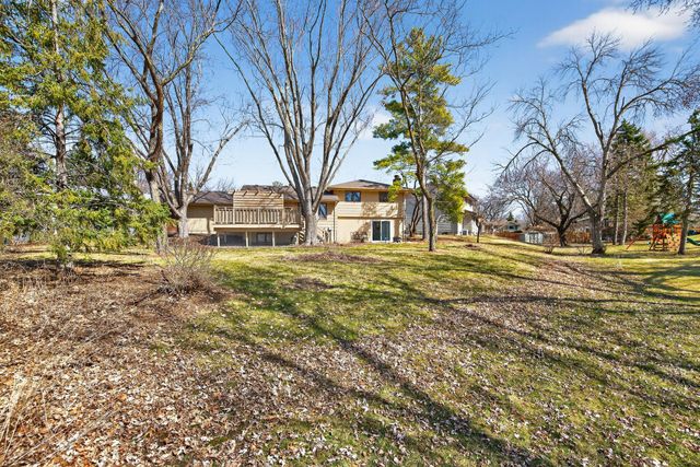 12806 Country View Lane, Burnsville, MN 55337