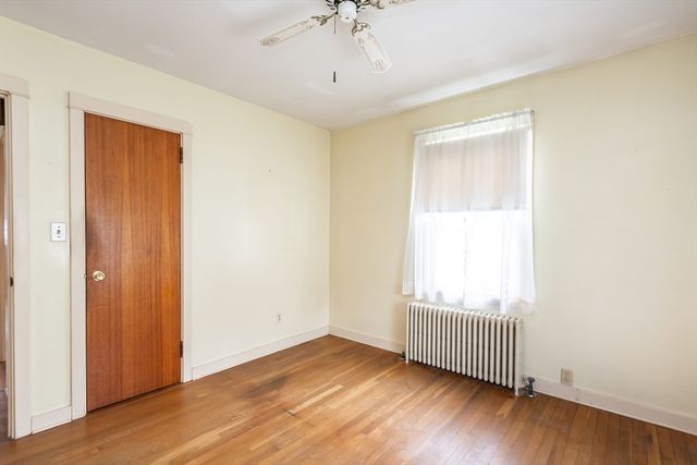 4 Merton St, Somerset, MA 02726
