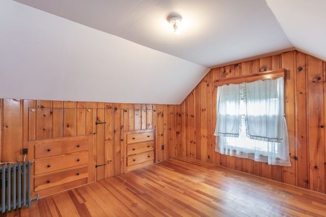 4 Merton St, Somerset, MA 02726