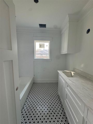 1208 Caplin Street, Houston, TX 77022