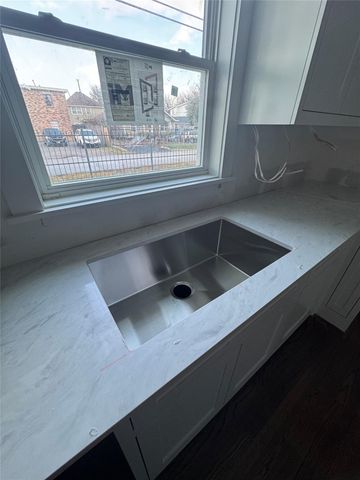 1208 Caplin Street, Houston, TX 77022