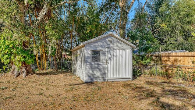 209 BRIGGS COURT, Sarasota, FL 34237