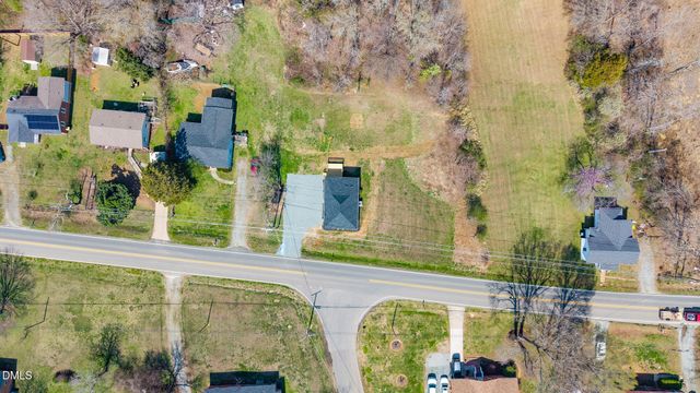 955 W Holt Street, Mebane, NC 27302