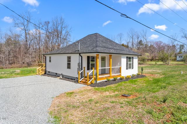 955 W Holt Street, Mebane, NC 27302