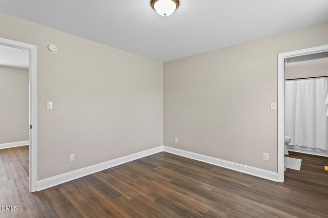 955 W Holt Street, Mebane, NC 27302