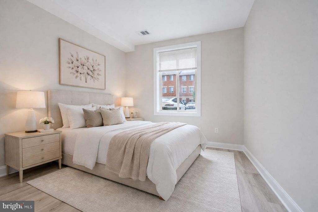 Image 5 of property listing at 103 W CONWAY ST #R 52, Baltimore, MD 21201