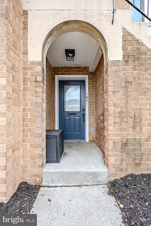 Image 9 of property listing at 103 W CONWAY ST #R 52, Baltimore, MD 21201
