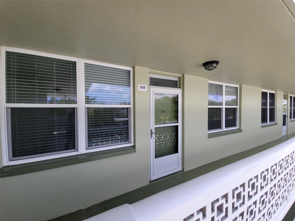 4890 BAY STREET NE 336, St Petersburg, FL 33703