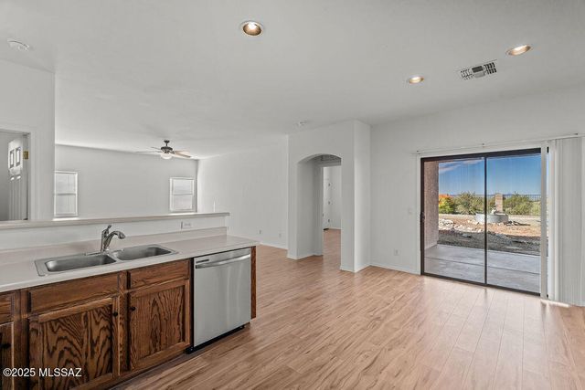 12369 N Globe Mallow Place, Marana, AZ 85658