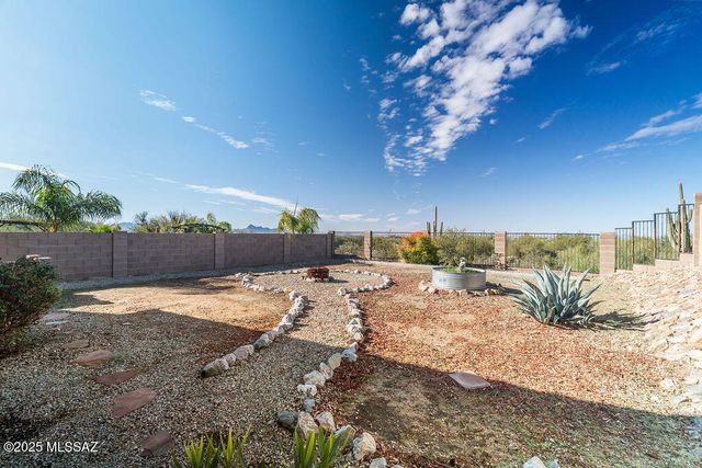 12369 N Globe Mallow Place, Marana, AZ 85658