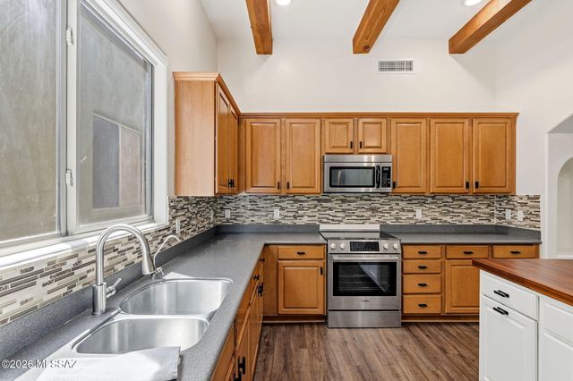 2655 N Sahuara Place, Tucson, AZ 85712