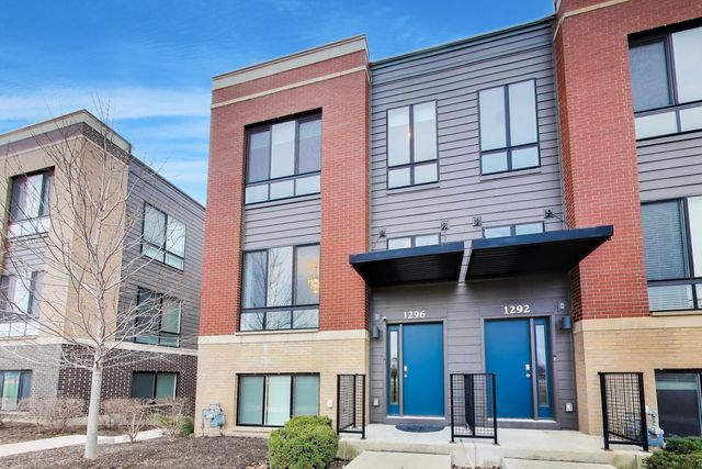 1296 Quadrant Lane, Schaumburg, IL 60173