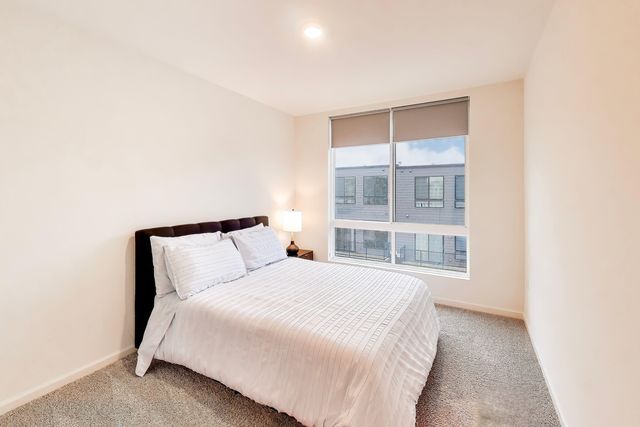 1296 Quadrant Lane, Schaumburg, IL 60173