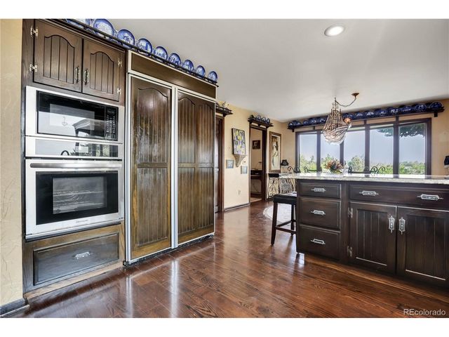 18347 E Glasgow Pl, Foxfield, CO 80016