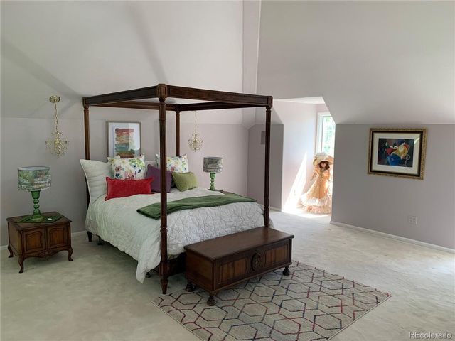 18347 E Glasgow Pl, Foxfield, CO 80016