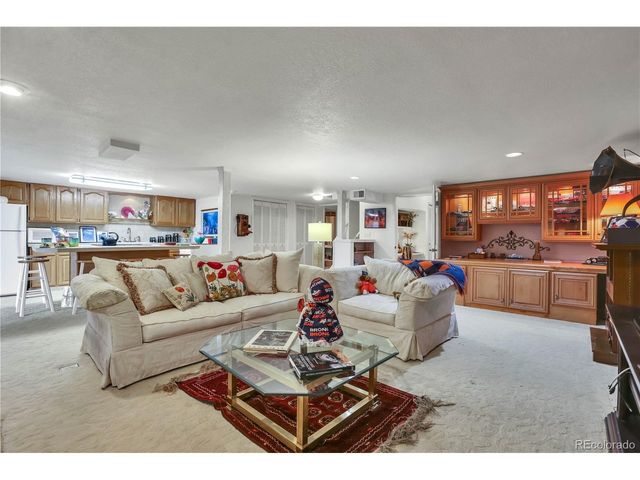 18347 E Glasgow Pl, Foxfield, CO 80016