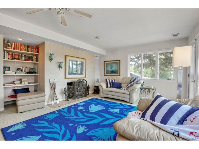 18347 E Glasgow Pl, Foxfield, CO 80016